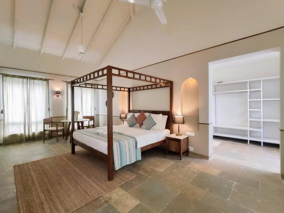 Barcelona Villas At Love Story Siolim- 3Bhk Private Pool Villas Esterno foto