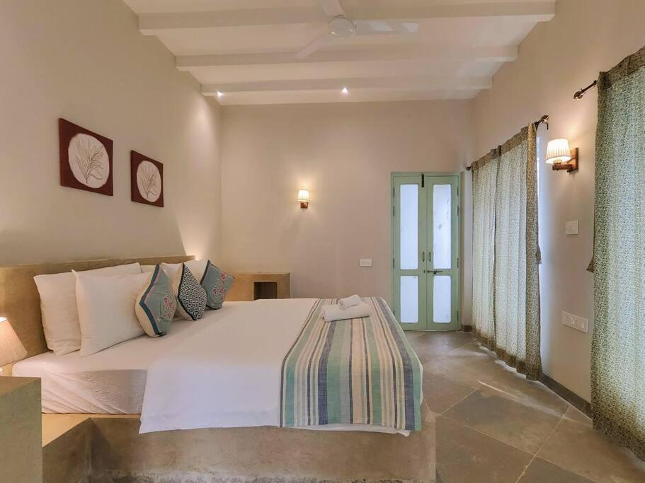 Barcelona Villas At Love Story Siolim- 3Bhk Private Pool Villas Esterno foto