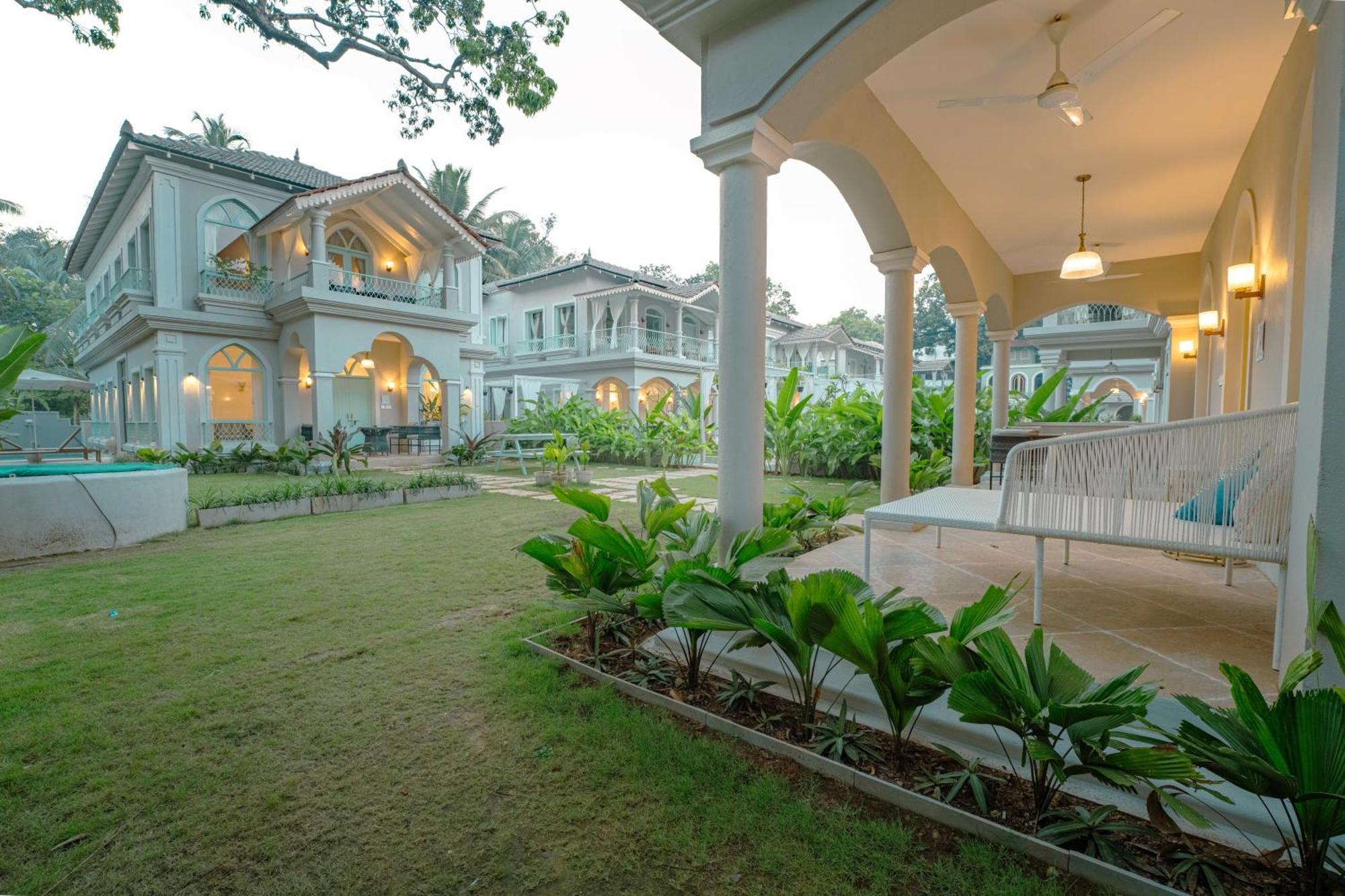 Barcelona Villas At Love Story Siolim- 3Bhk Private Pool Villas Esterno foto
